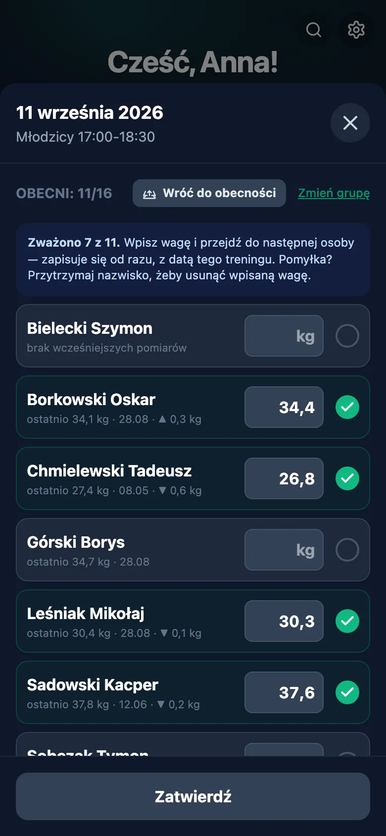 Ważenie grupy: lista obecnych z polami na wagę i ostatnim pomiarem